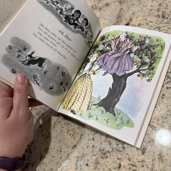 Vintage 1969 Little Golden Book This Little Piggy & Other Counting Rhymes - Picture 9 of 11